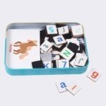 0024 *Forma Palabras Magnético con Imágenes* (17x12x3 cm.) 1 ABC Mayúsculas+2 ABC Minúsculas + 2 Juegos de Números 0-9 + Signos 