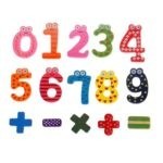 11Z59 *Números y Signos Magnéticos de Madera* (6 cm.) 15 Pcs.
