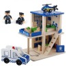 8654 *Estación de Policías de 3 Niveles* (27.3x33x21.59 cm.) +19 Accesorios.