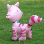 0467 *Gatita Inflable* (40×38 cm.) INDIVIDUAL.
