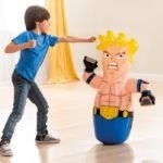 0536 *Luchador Inflable Punching Bag* (44×98 cm.)