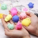 0718 *Mini Squishy e/Bolsitas* (6x4cm.)