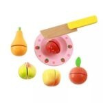 2174 *Caja de Frutas o Vegetales de Madera p/Cortar* (18×20 cm.) 5 Alimentos +Plato +Cuchillo.  2 Diferentes.