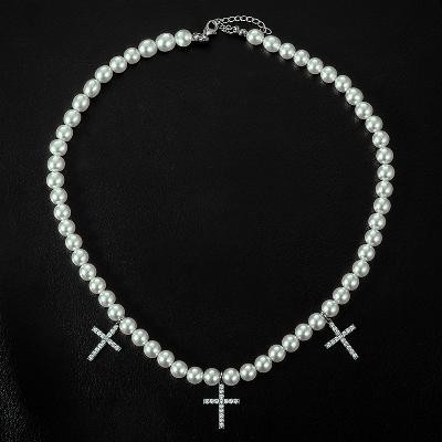 Helloice Collar de perlas con colgante de cruz helada