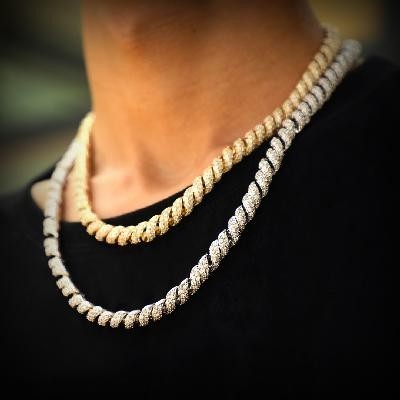Helloice Cadena en espiral con pavé helado de 10 mm en oro