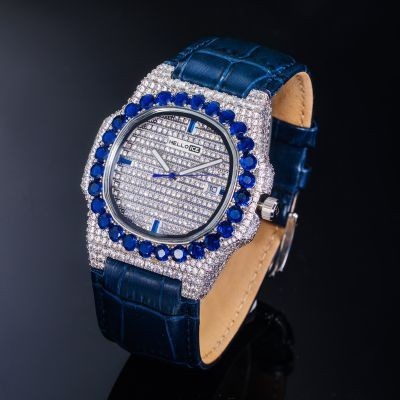 Helloice Reloj Iced Sapphire Stones en oro blanco con correa de piel