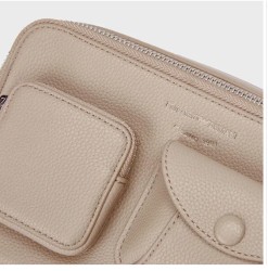 Bolsito cruzado Emporio Armani Mujer Caqui