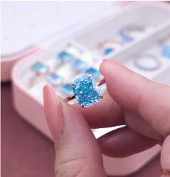 Anillo Amalia azul de plata .925 bañado en oro rosa de 18K talla 8.