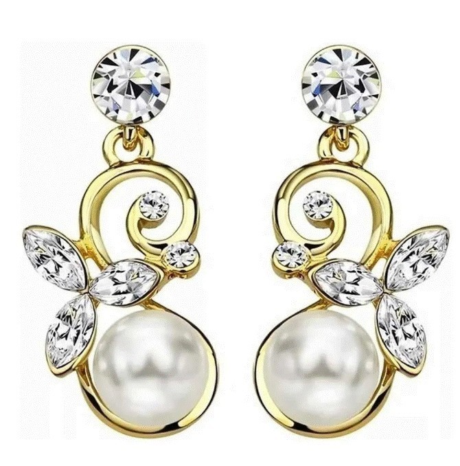 Aretes Con Perlas Y Cristales Oro 18k Laminado Dorado