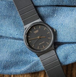Reloj CASIO MQ-24-1E Negro Unisex