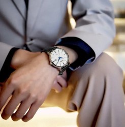 Reloj CITIZEN Eco-Drive BM7461-18A Blanc