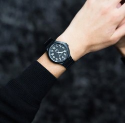 Reloj CASIO MW-240-1B Negro Hombre