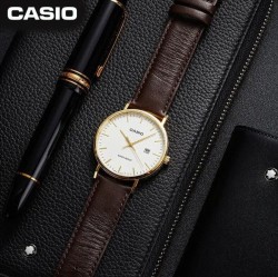 Reloj CASIO MTH-1060GL-7A Blanco