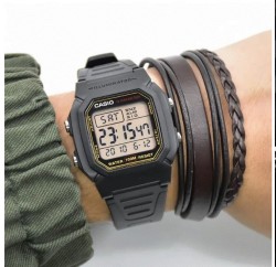 Reloj CASIO W-800HG-9A Impermeable