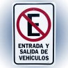 LETRERO ENTRADA Y SALIDA DE VEHICULOS 30x46 cm. HY-KO