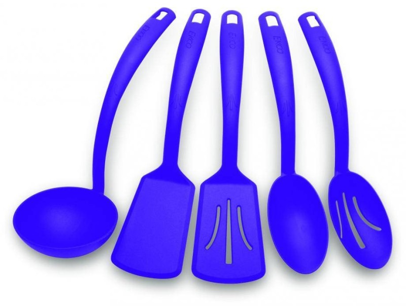 SET UTENSILIOS MORADOS. 5PZAS