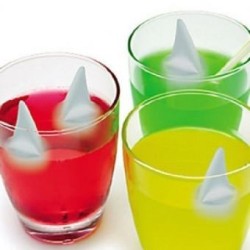 Shark Freeze Molde Aleta Tiburon Para Hacer Hielo Bares