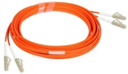 Commscope Cable Fibra Óptica 2x LC Macho - 2x LC Macho, 3 Metros, N...
