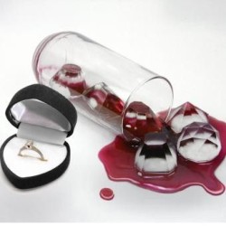 Jewels Ice Bandeja para Hielo en Forma de Diamantes Fred & Friends