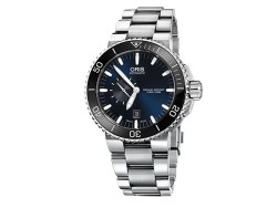 Oris Aquis Small Second