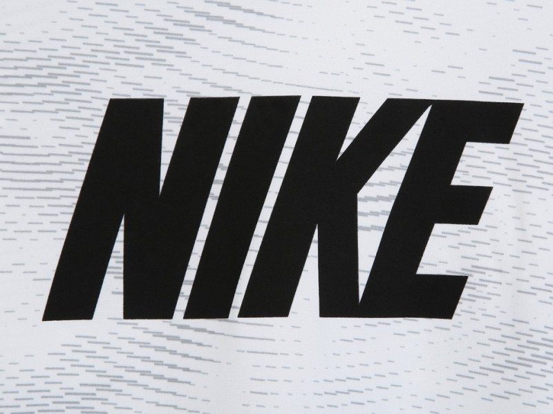 Playera Nike Legend Storm para niño