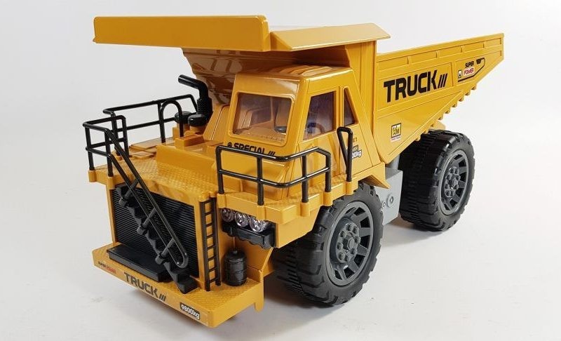 CAMION VOLQUEYA (copia)