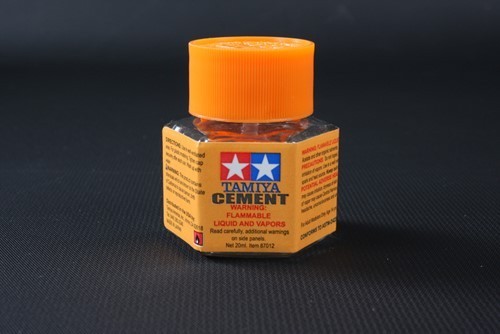 Cemento para plastico Tamiya