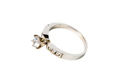 ANILLO ORO 14K SOLITARIO P/L MOD. AV-302 BCO MEX.