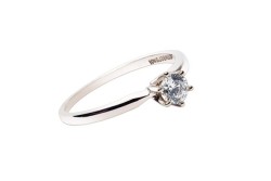 ANILLO ORO 10K SOLITARIO MOD. AS-046 BCO MEX.