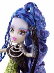 MH Fusion Espeluznante Surtido Muñecas Hibridas Sirena Von Boo