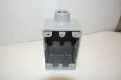CONDULET RECTANGULAR TIPO  FS  DE 13MM. ( 1/2 ), MCA. CHD.