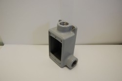CONDULET SERIE RECTANGULAR TIPO  FSR  DE 19MM. ( 3/4 ), MCA. CHD.