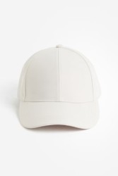 Gorra deportiva repelente al agua