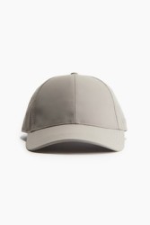 Gorra deportiva repelente al agua