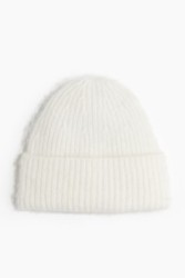 Gorro en tejido acanalado