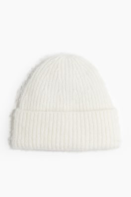 Gorro en tejido acanalado