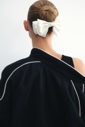 Clip para el cabello con moño de satín