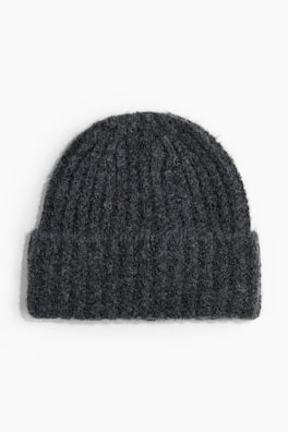 Gorro en tejido acanalado