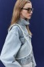 Bolso de denim con borde deshilado