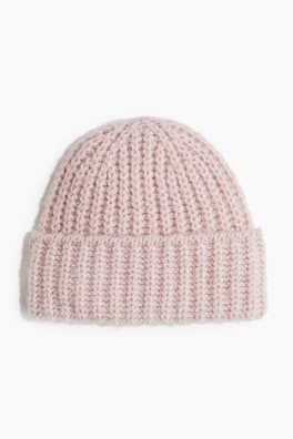 Gorro en tejido acanalado