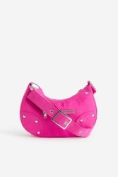 Bolso pequeño con correa
