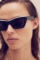 Lentes de sol con borde de metal