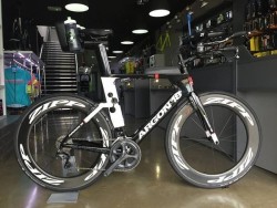 Bicicleta de Triatlón Argon 18 E-117 TR y (Ultegra)